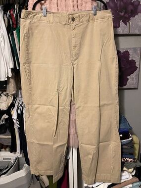 Gap plain Front high rise khaki's Size 20